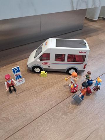 Playmobil Hotel Shuttle Bus 5267 beschikbaar voor biedingen
