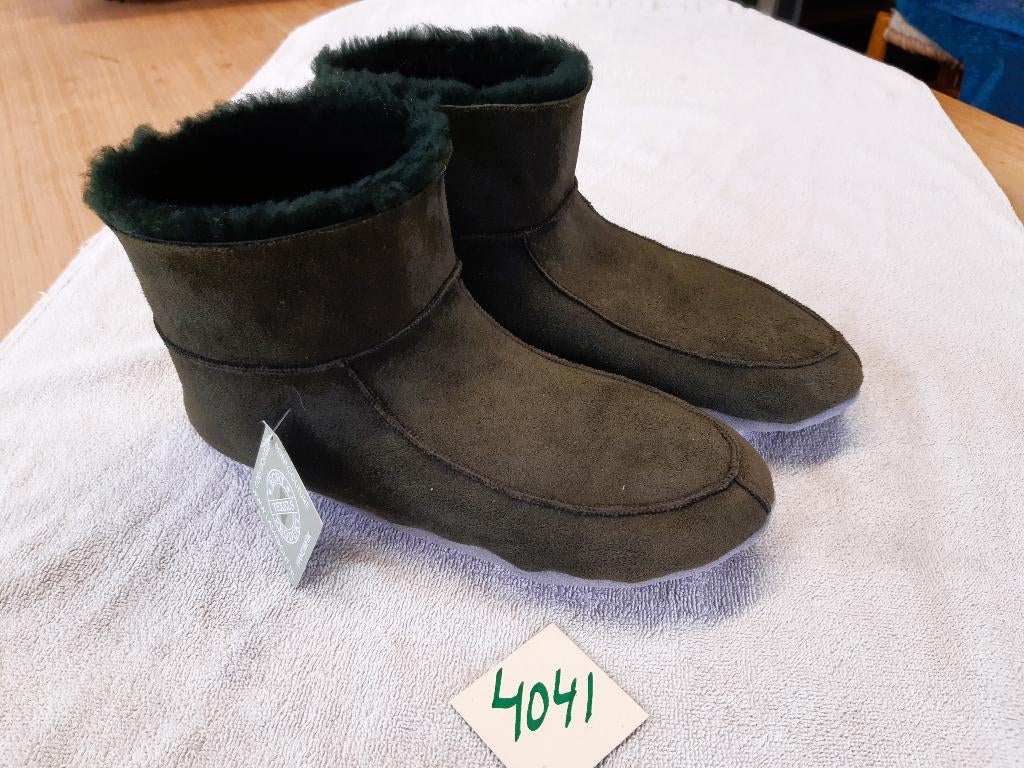 Pantoffels Maat 40/41 Warm Eigen Atelier Texel Schapenbont, Nieuw, Ophalen of Verzenden, Jmdogger@outlook.com, Pantoffels of Sloffen