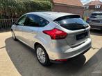 Ford Focus 1.0|PANO/CRUISE/CAMERA/NAVI/PDC|, Auto's, 125 pk, Gebruikt, Bedrijf, 3 cilinders