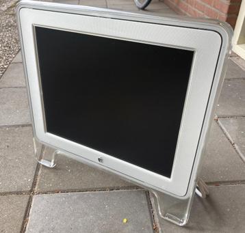 Apple Studio Cinema Display 17 Inch ADC aansluiting beschikbaar voor biedingen
