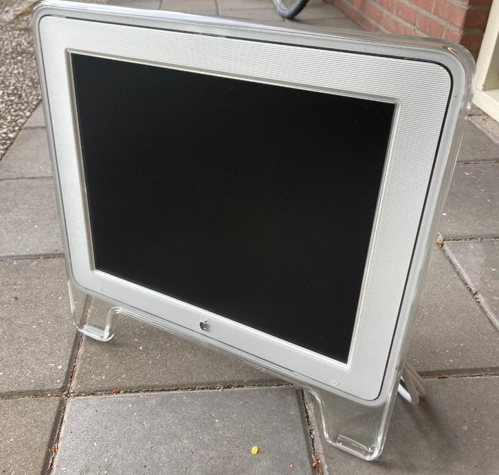 Apple Studio Cinema Display 17 Inch ADC aansluiting, Computers en Software, Monitoren, Zo goed als nieuw, 60 Hz of minder, Overige typen