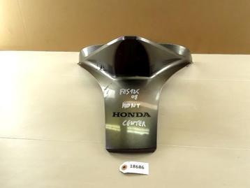 FES125 Silverwing 2007 - 2017 Honda Kuipdeel D1-35148 beschikbaar voor biedingen