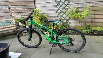 Fiets CUBE  7 t/m 10 jaar beschikbaar voor biedingen