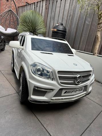 Mercedes Benz GL63 AMG elektrische speelgoedauto beschikbaar voor biedingen