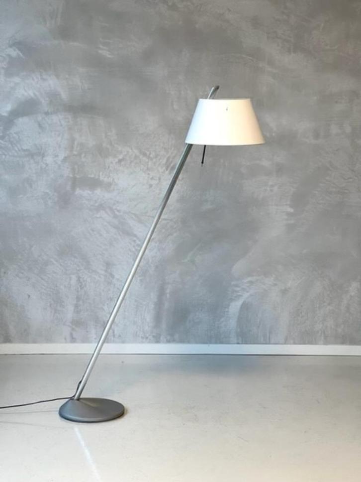 Metalarte vloerlamp Sinclina vintage design staande lamp, Huis en Inrichting, Lampen | Vloerlampen, Gebruikt, 150 tot 200 cm, Kunststof
