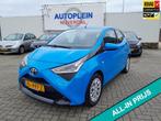 Toyota Aygo 1.0 VVT-i x-play mooie complete Aygo in het blau, Voorwielaandrijving, 12 maanden, Stof, Gebruikt