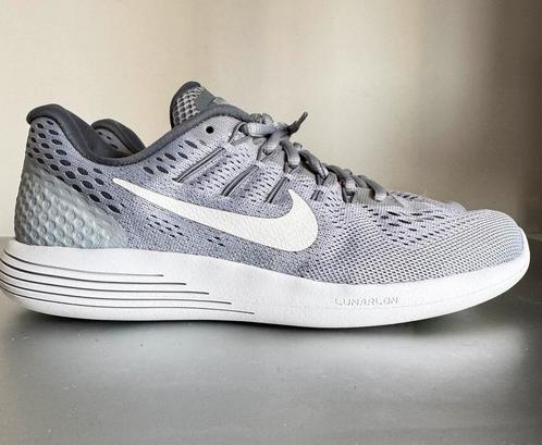 zgan NIKE maat 38 24cm LunarGlide 8 Running Shoe grijs, Sport en Fitness, Loopsport en Atletiek, Zo goed als nieuw, Hardloopschoenen