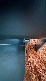 2 stuks Leo Lux Patachou leren banken, Huis en Inrichting, Banken | Bankstellen, Ophalen, Gebruikt, Driepersoons, Rechte bank