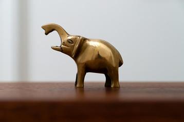 Vintage messing beeldje olifant beschikbaar voor biedingen