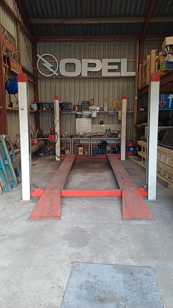 Stenhoj DS4 4 koloms brug. Opknapper, Auto diversen, Autogereedschap, Gebruikt, Ophalen