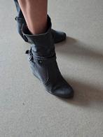 Te koop grijze suède dames laarzen met sleehak, maat 37, mer, Kleding | Dames, Schoenen, Moccio, Lage of Enkellaarzen, Ophalen of Verzenden