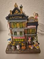 Prachtig kerstdorp met o,a
minnie,mickey,donald Aristocats, Ophalen of Verzenden, Mickey Mouse, Zo goed als nieuw, Beeldje of Figuurtje