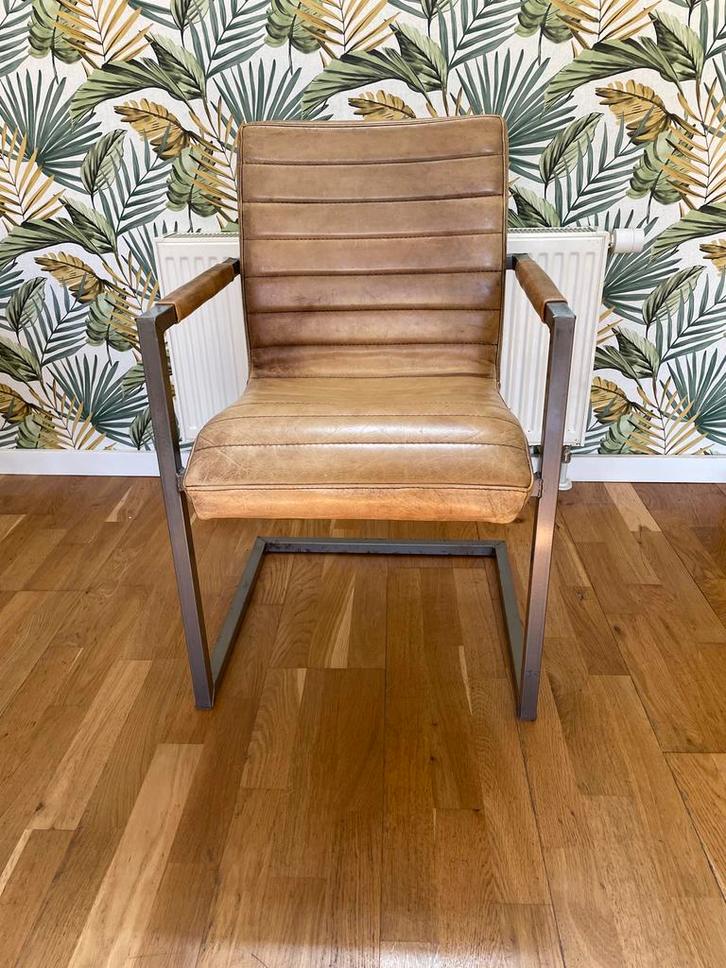 Bruine leren stoel, Huis en Inrichting, Stoelen, Ophalen
