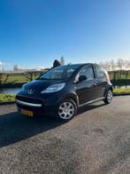 Peugeot 107 1.0 12V 5DR 2012 Zwart, Auto's, Voorwielaandrijving, 4 stoelen, Origineel Nederlands, Bedrijf