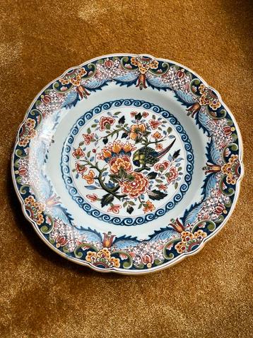 Makkum Aardewerk Bord beschikbaar voor biedingen