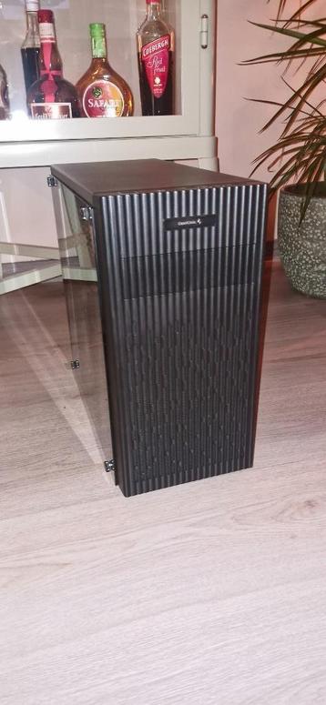 Super Game pc( Ryzen 7 + GTX 1070 ) in nieuw staat beschikbaar voor biedingen