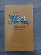 Kees Roest - Niets moet, alles mag, Boeken, Ophalen of Verzenden, Zo goed als nieuw, Kees Roest