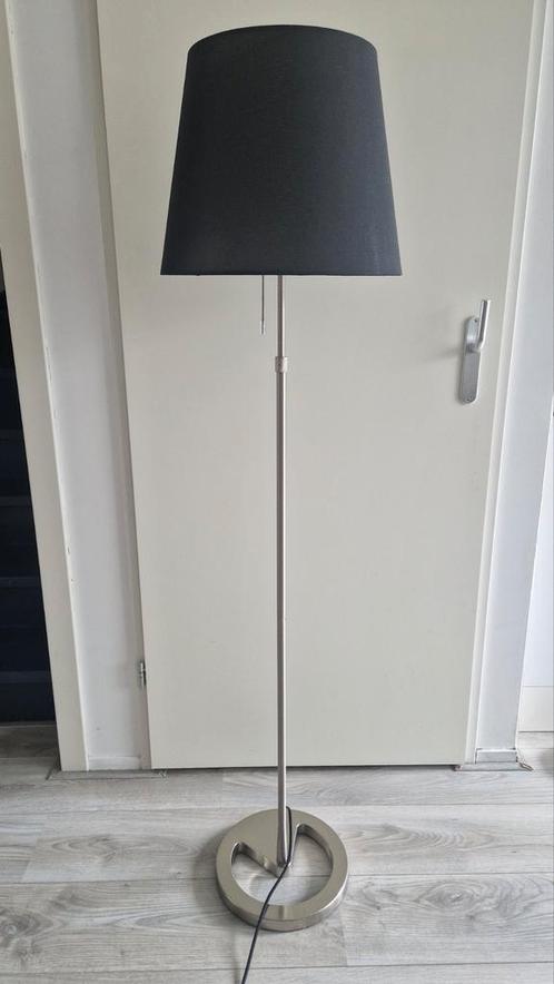 Nyfors IKEA staande lamp, Huis en Inrichting, Lampen | Vloerlampen, Zo goed als nieuw, 150 tot 200 cm, Ophalen
