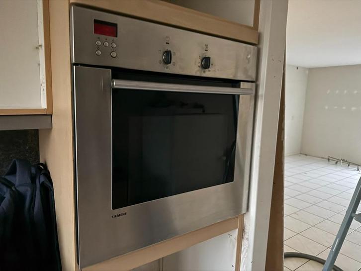Inbouw Oven Siemens, Witgoed en Apparatuur, Ovens, Gebruikt, Inbouw, Oven met grill, 45 tot 60 cm, Hete lucht, Ophalen