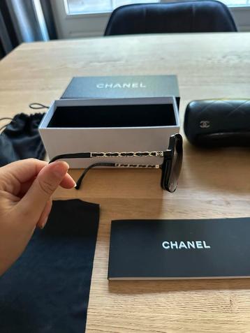 Chanel zonnebril beschikbaar voor biedingen