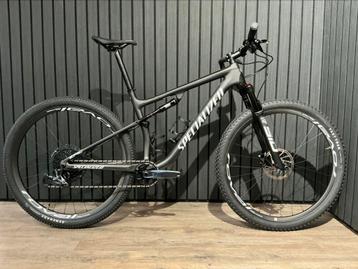 NIEUW Specialized Epic Expert 2022 - maat L beschikbaar voor biedingen