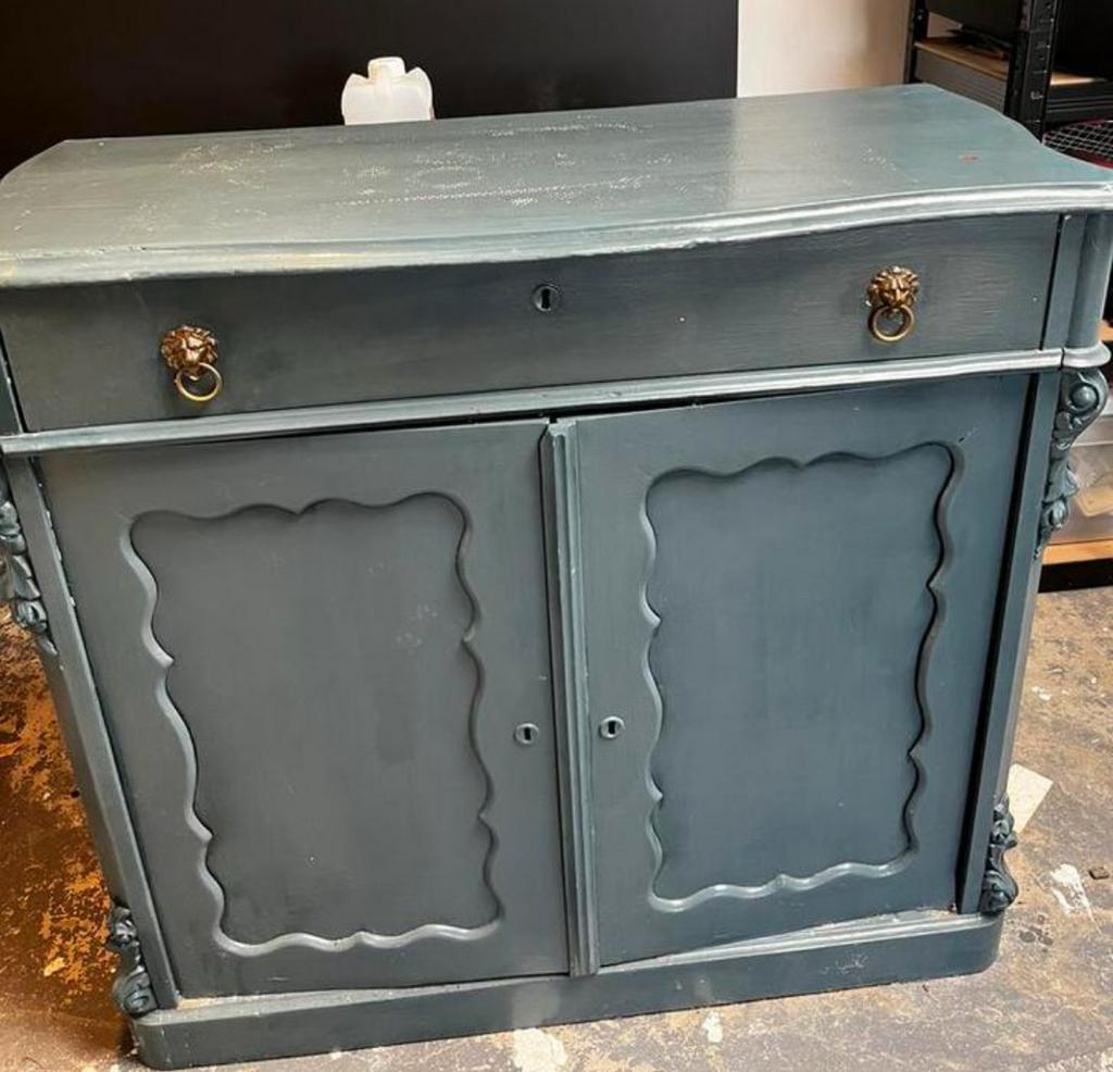 Vintage brocante kast, Ophalen