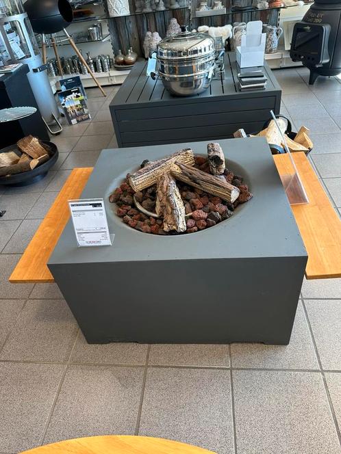 Happy Cocooning buitenhaard vuurtafel 50% korting, Tuin en Terras, Tuinmeubel-accessoires, Nieuw, Ophalen of Verzenden