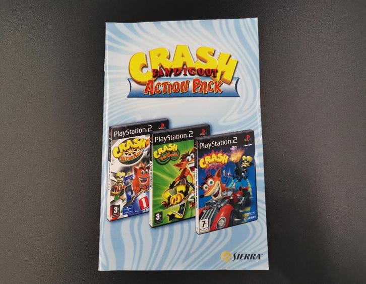 PS2 Manual Handleiding Boekje Crash Bandicoot Action Pack, Spelcomputers en Games, Games | Sony PlayStation 2, Gebruikt, Avontuur en Actie