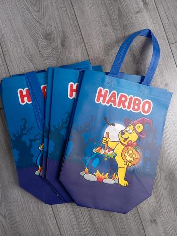 Nieuw Halloween trick or treat tasje beschikbaar voor biedingen