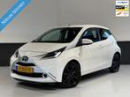 Toyota Aygo 1.0 VVT-i x-play|Camera|Led|LM Velgen, Voorwielaandrijving, Euro 5, Stof, Gebruikt