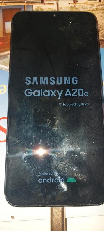 Samsung Galaxy A20e - Gebruikt beschikbaar voor biedingen