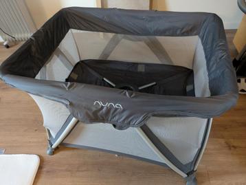 Nuna Sena reisbedje kampeerbedje voor baby en peuter  beschikbaar voor biedingen