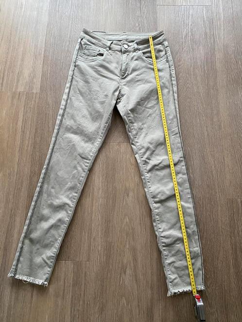 Fijne lichte broek van ParaMi maat 36, Kleding | Dames, Broeken en Pantalons, Gedragen, Maat 36 (S), Beige, Lang, Ophalen of Verzenden