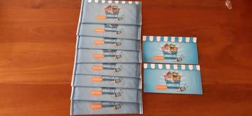 AH mini's  8 x pak ongeopend &  1x vaatwastablet & 1x Felix beschikbaar voor biedingen