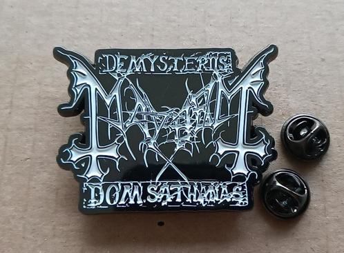 Mayhem  nieuwe De Mysteriis Dom Sathanas shaped pin badge n3, Verzamelen, Muziek, Artiesten en Beroemdheden, Nieuw, Overige typen
