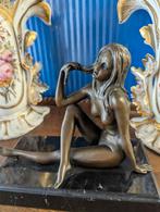 Bronzen beeld van een naakte jonge vrouw, Antiek en Kunst, Antiek | Koper en Brons, Ophalen of Verzenden