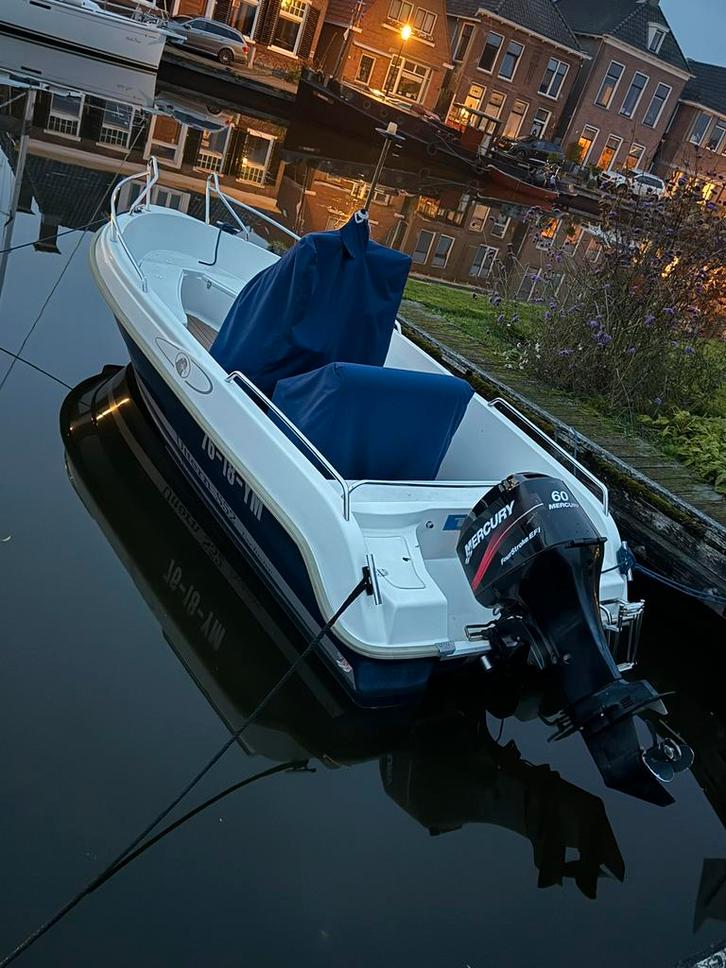 Uttern S52 Exclusive, Watersport en Boten, Vis- en Consoleboten, Gebruikt, 50 tot 70 pk, 3 tot 6 meter, Benzine, Buitenboordmotor