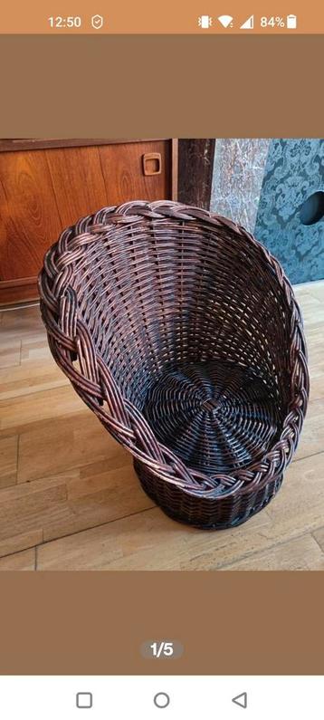 Rieten Stoeltje - Kinderstoel of Decoratie beschikbaar voor biedingen