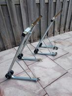 2 paddock stands voor en achter, Ophalen