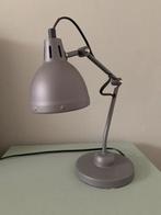 2 bureau/ nachtlampjes grijze, Huis en Inrichting, Lampen | Tafellampen, Ophalen, Zo goed als nieuw, Minder dan 50 cm