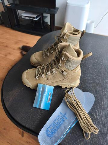 Splinternieuwe Meindl maat 41 wandelschoenen  beschikbaar voor biedingen