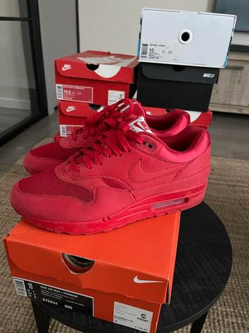 Nike Air Max 1 Tonal Red beschikbaar voor biedingen