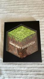 Blockopedia Minecraft boek in doos, Ophalen of Verzenden, Zo goed als nieuw