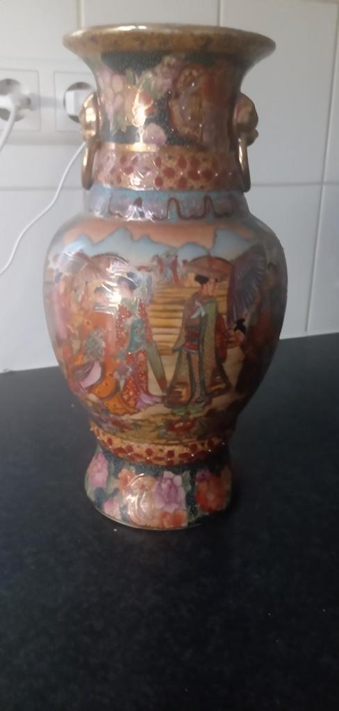 Oosterse Satsuma Vaas(32cm), Antiek en Kunst, Antiek | Vazen, Ophalen of Verzenden