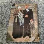 Kaart Spakenburgs klederdracht (18), Verzamelen, Ansichtkaarten | Themakaarten, Ophalen of Verzenden, 1960 tot 1980, Ongelopen