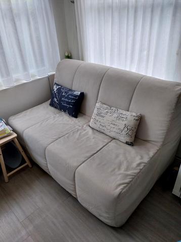 Ikea bedbank  beschikbaar voor biedingen