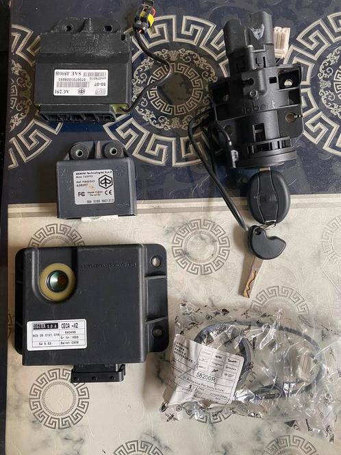Verschillende onderdelen Mp3 contactslot ecu immobilizer, Motoren, Onderdelen | Overige, Ophalen of Verzenden