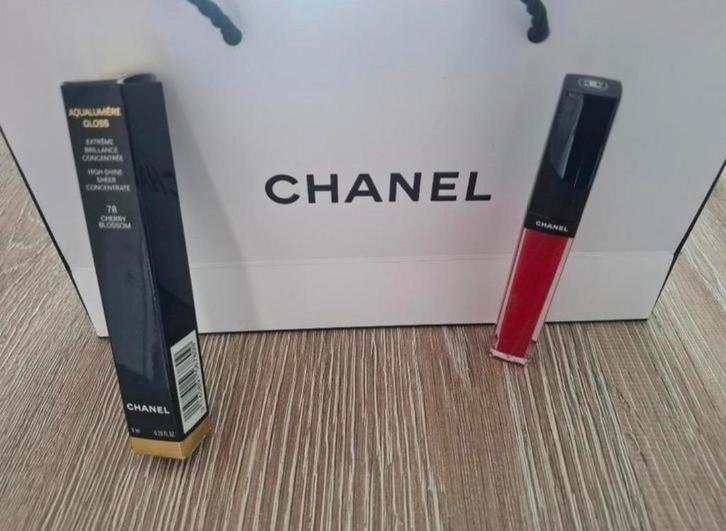 Chanel Lipgloss - Aqualumiere Gloss (advr 131), Sieraden, Tassen en Uiterlijk, Uiterlijk | Cosmetica en Make-up, Nieuw, Make-up