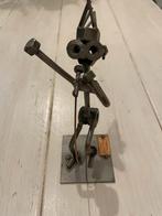 Bouten en moeren beeldje, Ophalen of Verzenden, Zo goed als nieuw, Overige typen