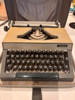 Typemachine ouderwets Erika, Diversen, Typemachines, Ophalen, Gebruikt